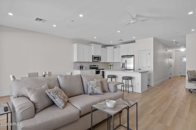 16714 E ALMONT Drive 3, Fountain Hills, AZ 85268