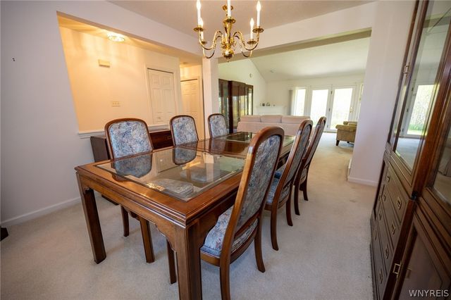 9 Alexander Parkway, Pendleton, NY 14120