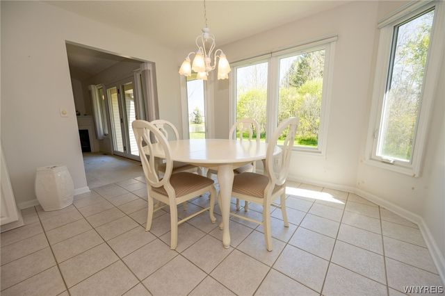 9 Alexander Parkway, Pendleton, NY 14120