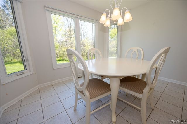 9 Alexander Parkway, Pendleton, NY 14120