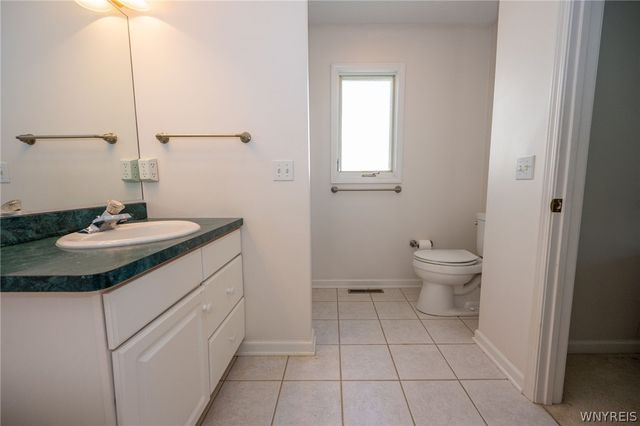 9 Alexander Parkway, Pendleton, NY 14120