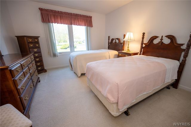 9 Alexander Parkway, Pendleton, NY 14120