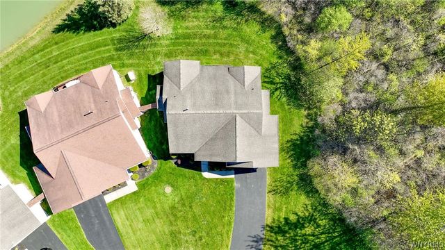 9 Alexander Parkway, Pendleton, NY 14120