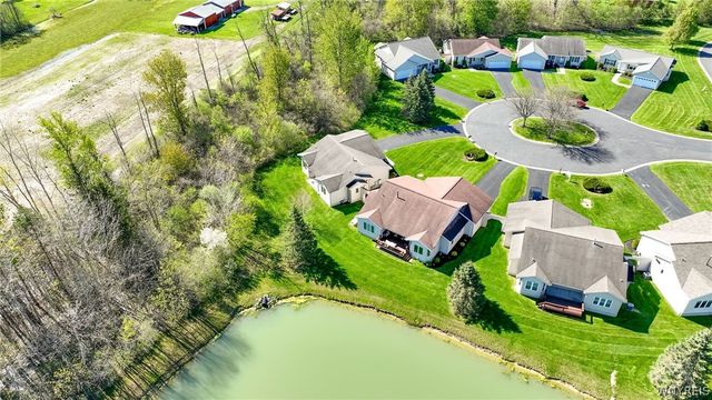 9 Alexander Parkway, Pendleton, NY 14120