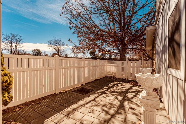 2813 S Xanadu Way, Aurora, CO 80014