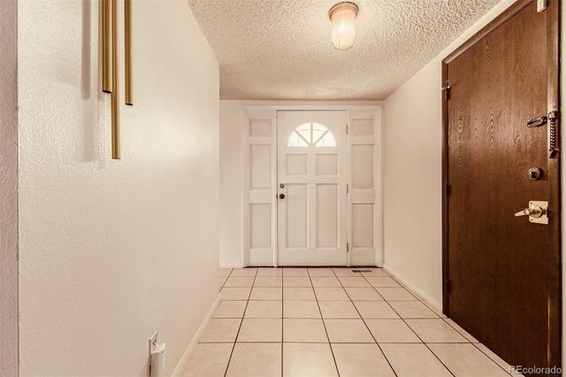 2813 S Xanadu Way, Aurora, CO 80014