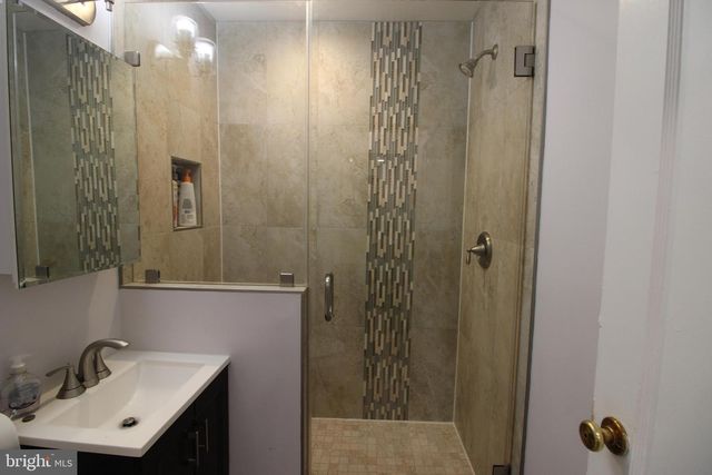 4009 TANEY AVE, Alexandria, VA 22304