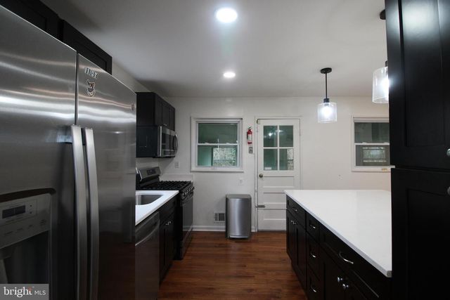 4009 TANEY AVE, Alexandria, VA 22304