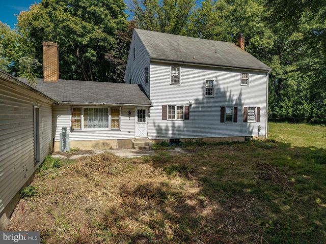 5033 WOODBOX LN, Mechanicsburg, PA 17055