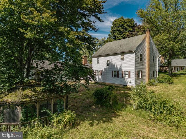5033 WOODBOX LN, Mechanicsburg, PA 17055
