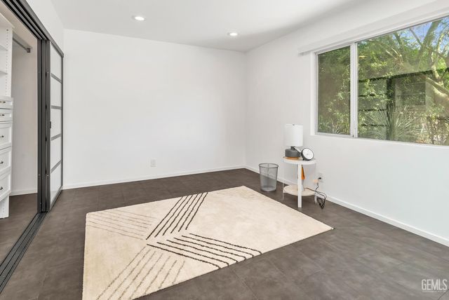 4200 Flintridge Drive, Bakersfield, CA 93306