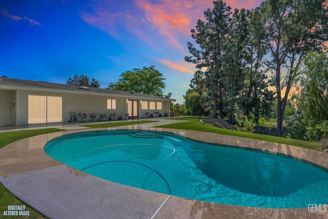 4200 Flintridge Drive, Bakersfield, CA 93306