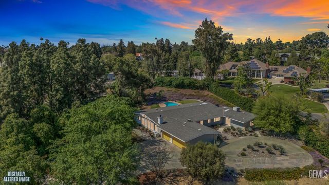 4200 Flintridge Drive, Bakersfield, CA 93306