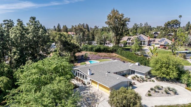 4200 Flintridge Drive, Bakersfield, CA 93306