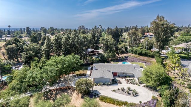 4200 Flintridge Drive, Bakersfield, CA 93306
