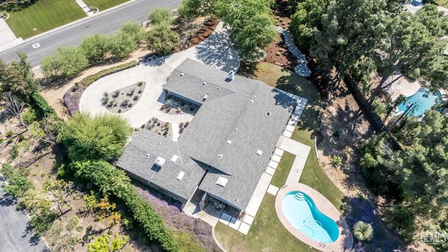 4200 Flintridge Drive, Bakersfield, CA 93306