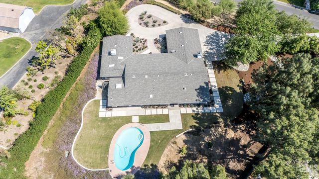 4200 Flintridge Drive, Bakersfield, CA 93306