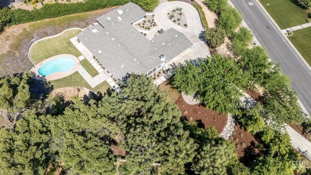 4200 Flintridge Drive, Bakersfield, CA 93306