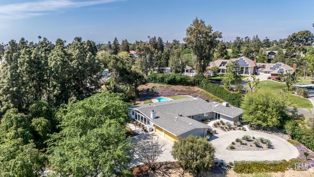 4200 Flintridge Drive, Bakersfield, CA 93306