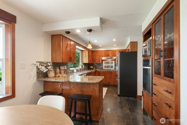 4053 Edith Point Road, Anacortes, WA 98221