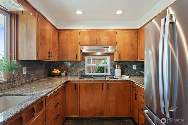 4053 Edith Point Road, Anacortes, WA 98221