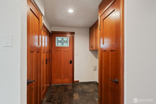 4053 Edith Point Road, Anacortes, WA 98221