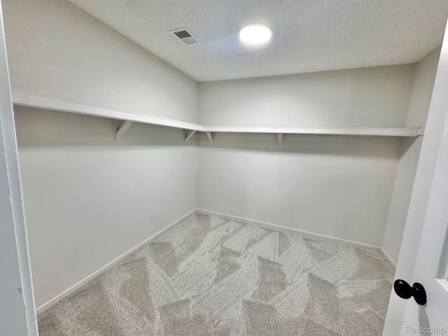 4956 Oak Hill Drive 78, Waterford Charter Township, MI 48329