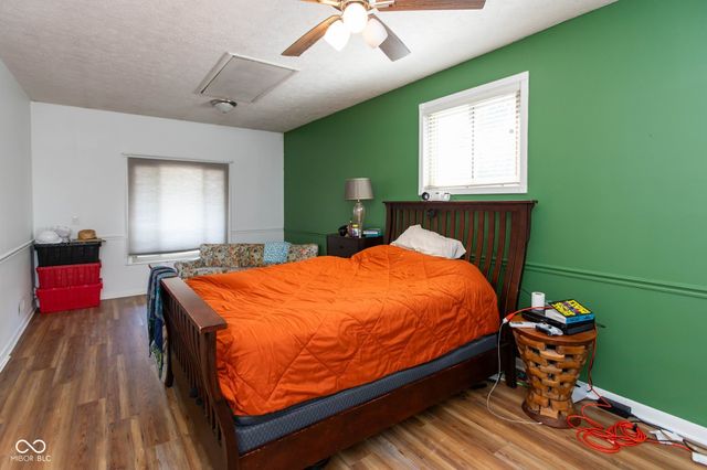 720 W Smith Valley Road, Greenwood, IN 46142