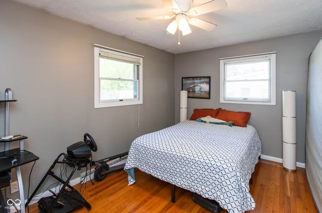 720 W Smith Valley Road, Greenwood, IN 46142