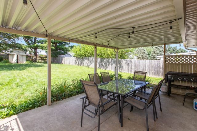 720 W Smith Valley Road, Greenwood, IN 46142