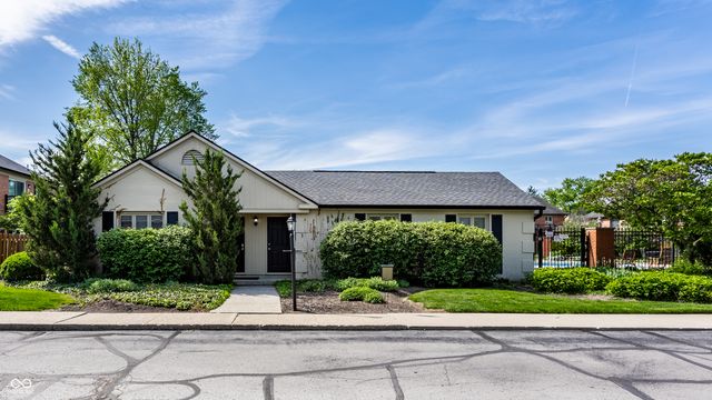 1176 Canterbury Court C, Indianapolis, IN 46260