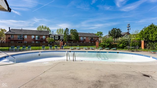 1176 Canterbury Court C, Indianapolis, IN 46260