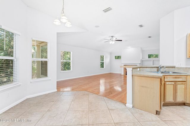 6709 BEATRIX Drive, Jacksonville, FL 32226