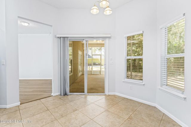 6709 BEATRIX Drive, Jacksonville, FL 32226