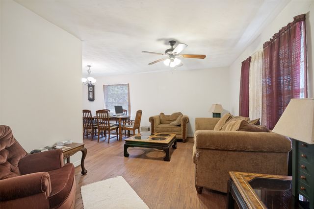 808 Branch Drive, Garland, TX 75041