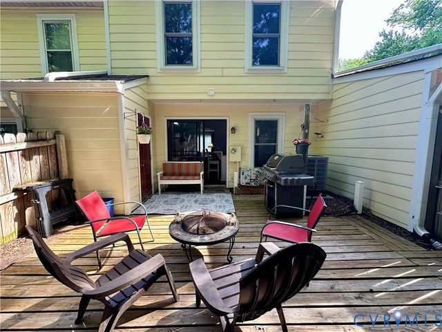 119 Arlington Sq, Ashland, VA 23005