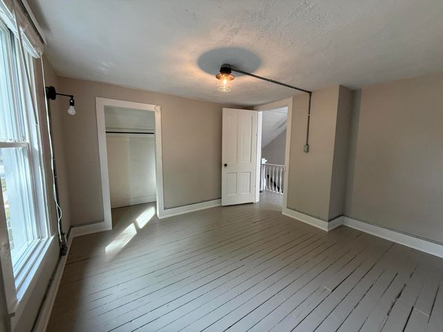 420 N ROBERT Street, Ludington, MI 49431