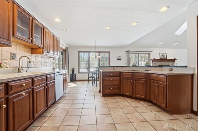 7195 Mohawk Trail Road, Miami Twp, OH 45459