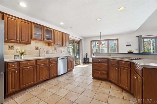 7195 Mohawk Trail Road, Miami Twp, OH 45459