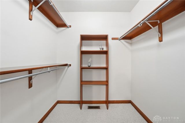 7195 Mohawk Trail Road, Miami Twp, OH 45459