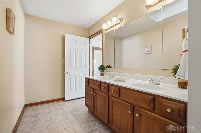 7195 Mohawk Trail Road, Miami Twp, OH 45459