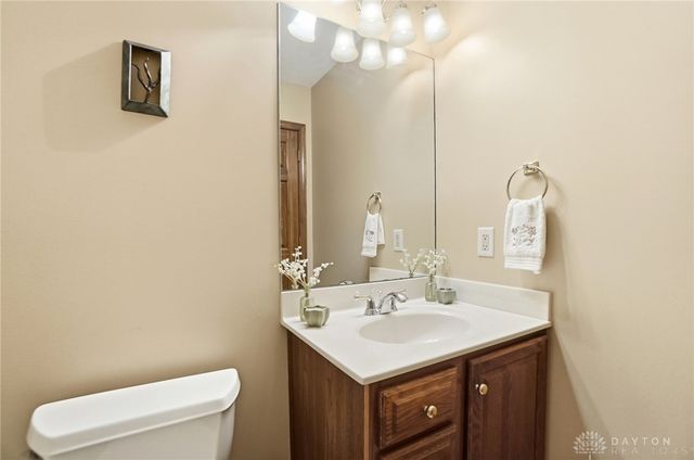 7195 Mohawk Trail Road, Miami Twp, OH 45459