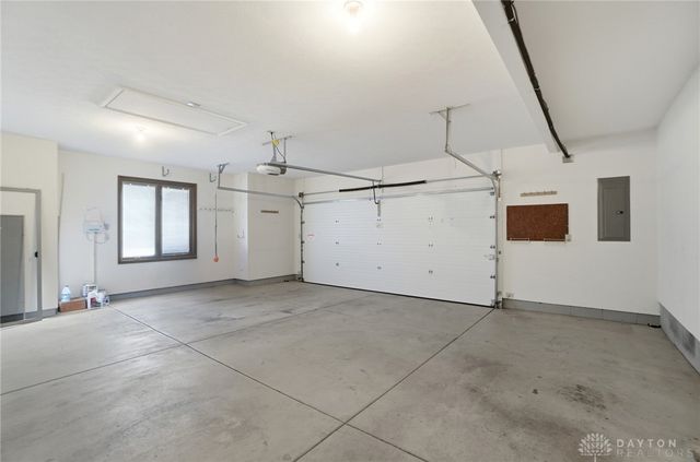 7195 Mohawk Trail Road, Miami Twp, OH 45459