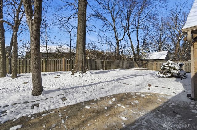 7195 Mohawk Trail Road, Miami Twp, OH 45459
