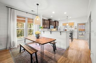 8 Moon Beam Ct, Bluffton, SC 29910