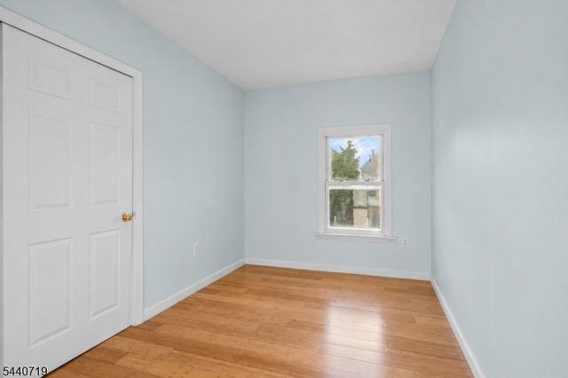 136 Smith St, Elizabeth City, NJ 07201