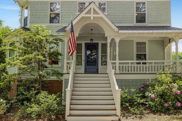 300 Rockland Street, Portsmouth, NH 03801