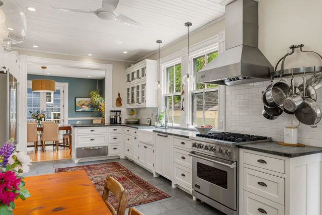 300 Rockland Street, Portsmouth, NH 03801