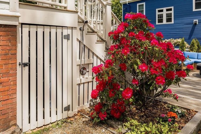 300 Rockland Street, Portsmouth, NH 03801