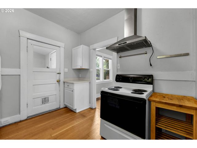 5230 Ne 33RD Ave, Portland, OR 97211